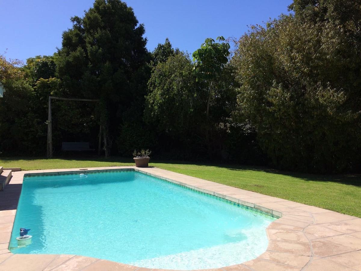 Bed and Breakfast Camelot In Constantia Kapské Město Exteriér fotografie